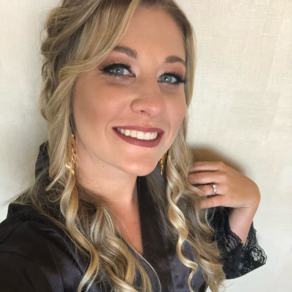 Meet your Posher, Lauren